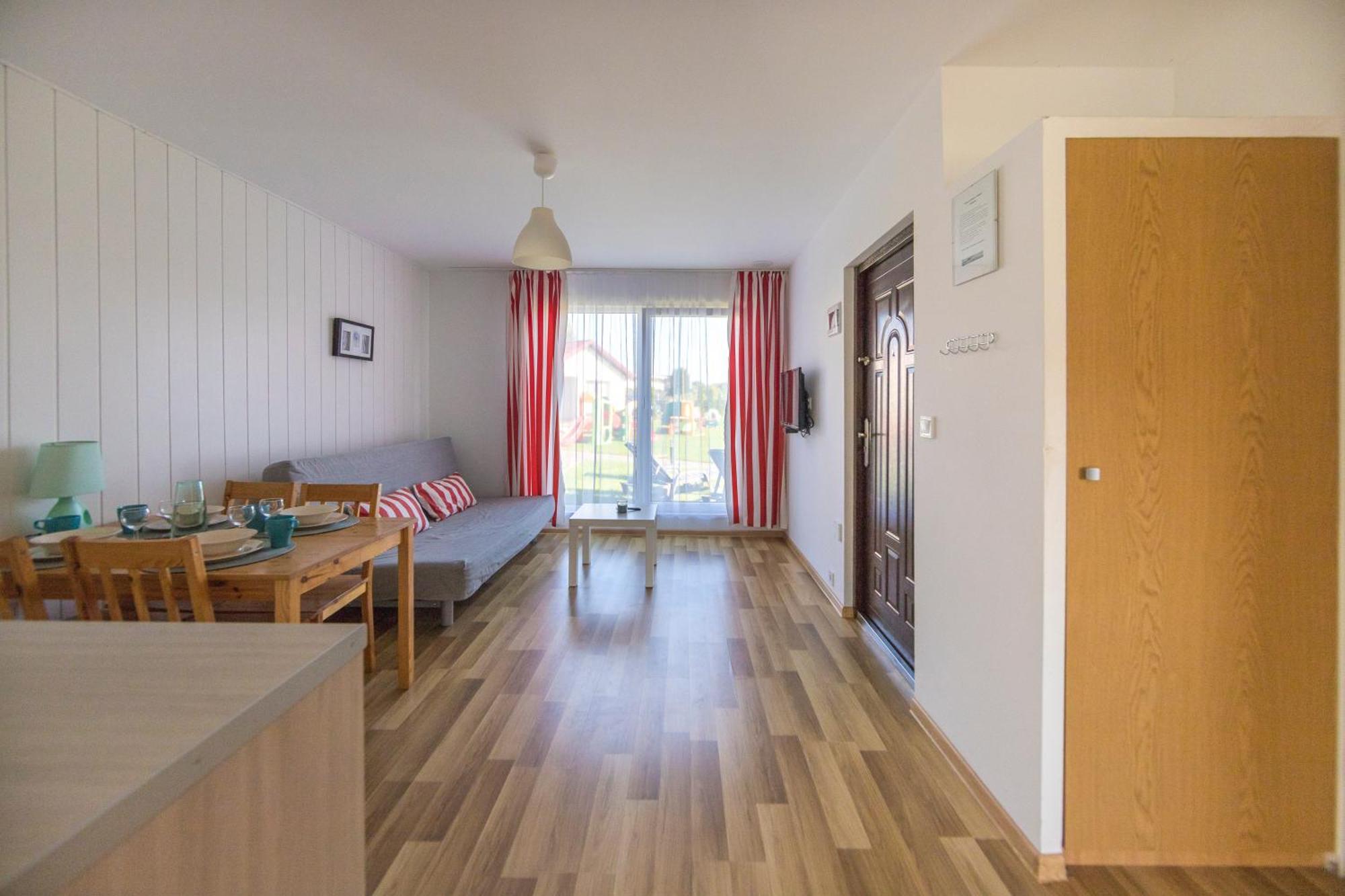 Bursztyn II Domki Apartamenty Pokoje W Sarbinowie Blisko Morza 萨比诺瓦 外观 照片
