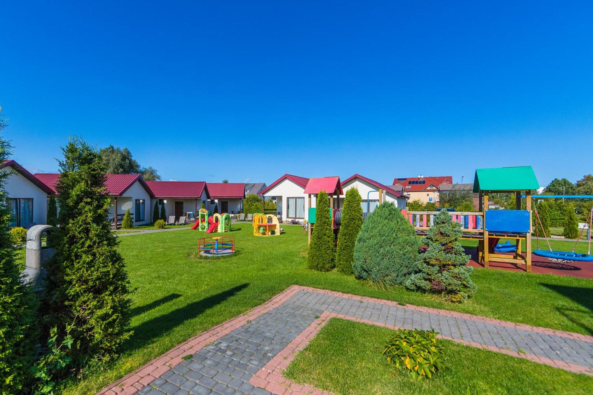 Bursztyn II Domki Apartamenty Pokoje W Sarbinowie Blisko Morza 萨比诺瓦 外观 照片