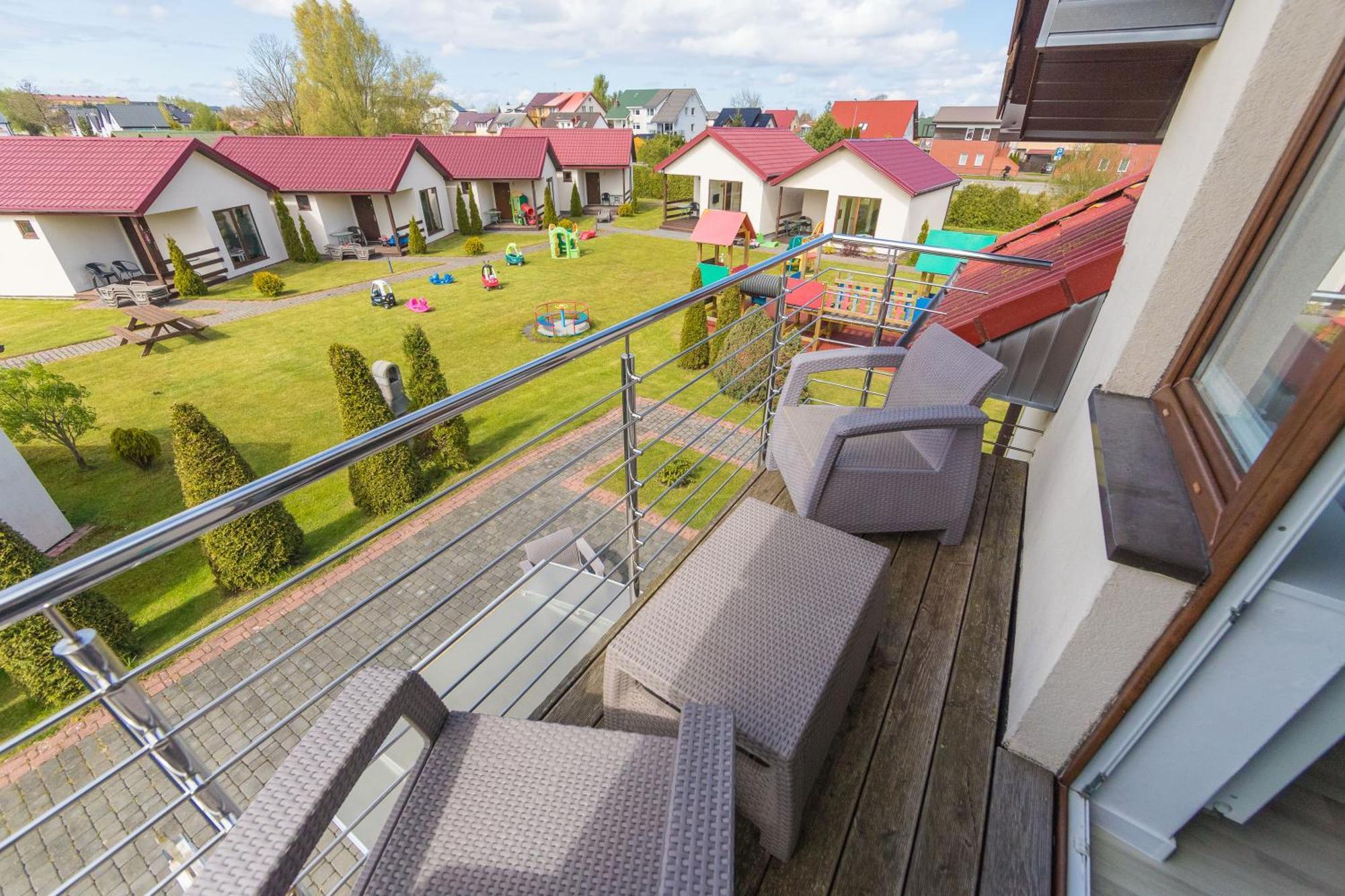 Bursztyn II Domki Apartamenty Pokoje W Sarbinowie Blisko Morza 萨比诺瓦 外观 照片